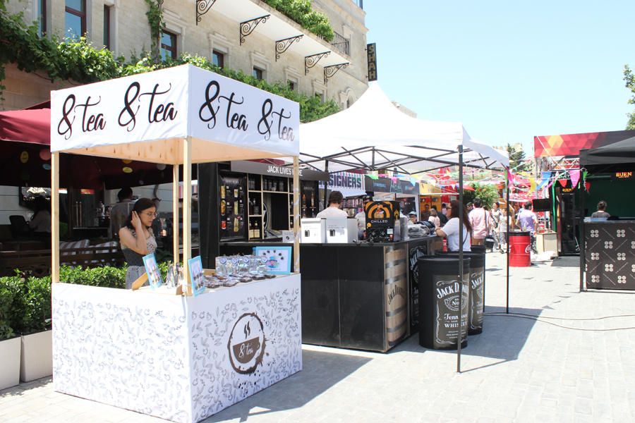 В Баку открылся летний Фестиваль еды – две недели объедения! (ФОТО)