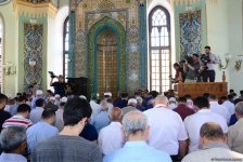 В мечети Тезепир совершен намаз по случаю праздника Рамазан (ФОТО)