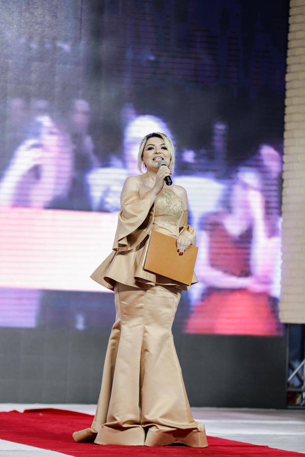 Семь красавиц Азербайджана - свадебные традиции, шоколадный фонтан, шоу фаэтонов и автомобилей (ФОТО)