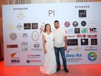 Семь красавиц Азербайджана - свадебные традиции, шоколадный фонтан, шоу фаэтонов и автомобилей (ФОТО)