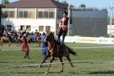 Верхом на лошадях со специальной клюшкой - победители Национального фестиваля конного спорта в Азербайджане  (ФОТО)