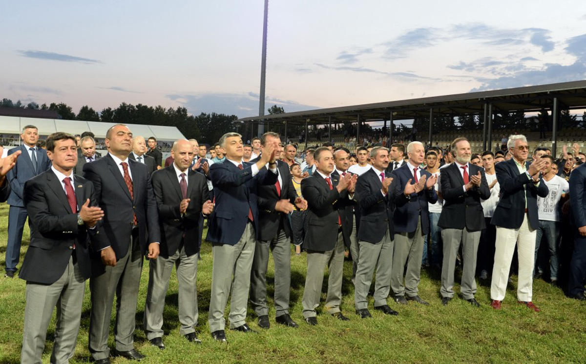 Верхом на лошадях со специальной клюшкой - победители Национального фестиваля конного спорта в Азербайджане  (ФОТО)