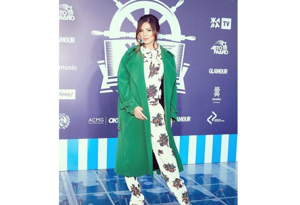 Летим в солнечный Баку – российская певица Нюша (ВИДЕО)