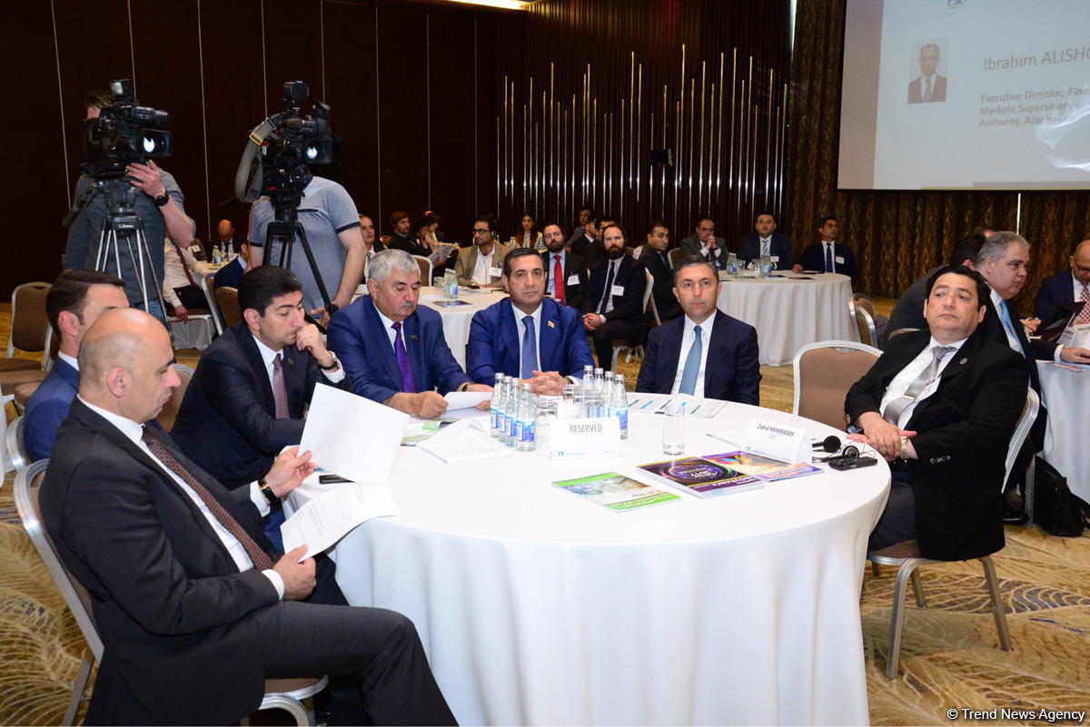 Азербайджан нацелен на увеличение доли страхования в ненефтяном ВВП (ФОТО)