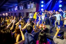 Каспийский берег Баку зажгли грандиозным шоу легендарные "Boney M" и "Ялла" (ФОТО)