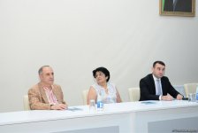 Фонд молодежи информирует широкую общественность о 100-летии АДР (ФОТО)