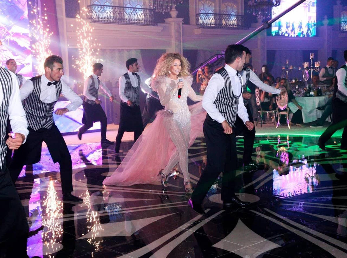 Каспийский берег Баку зажгли грандиозным шоу легендарные "Boney M" и "Ялла" (ФОТО)