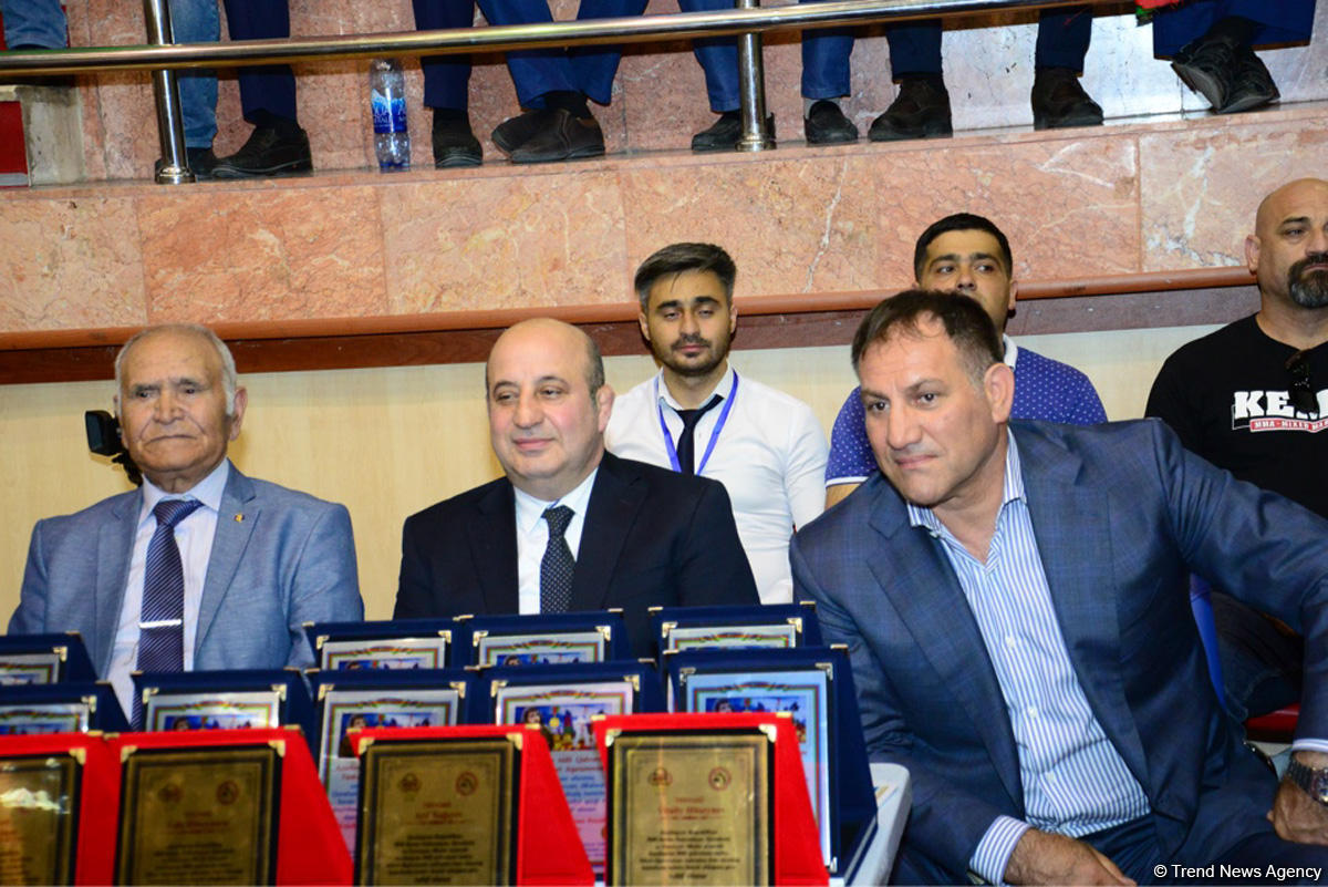 В Баку проходит международный турнир по каратэ памяти Национального героя Альберта Агарунова (ФОТО)