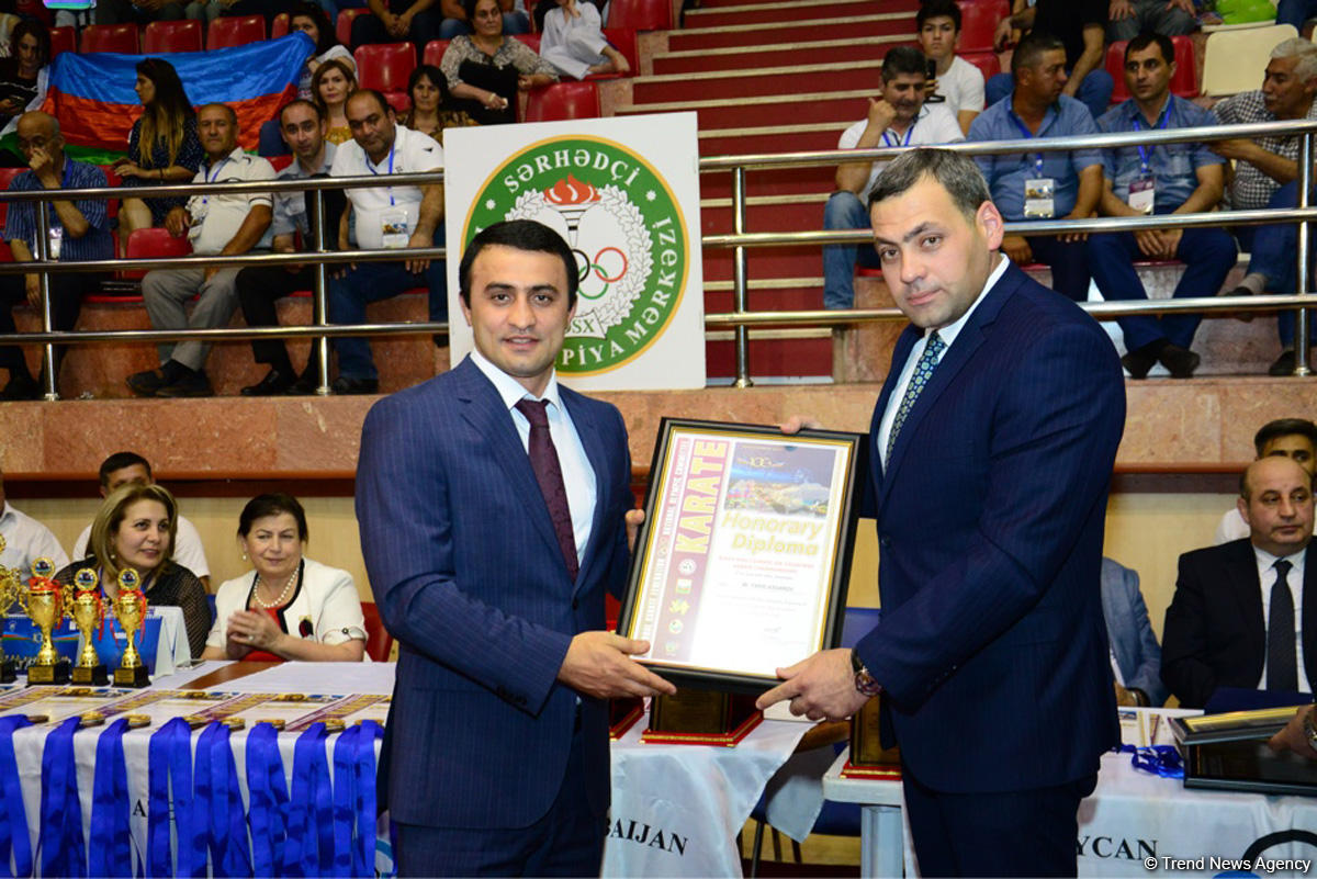 В Баку проходит международный турнир по каратэ памяти Национального героя Альберта Агарунова (ФОТО)