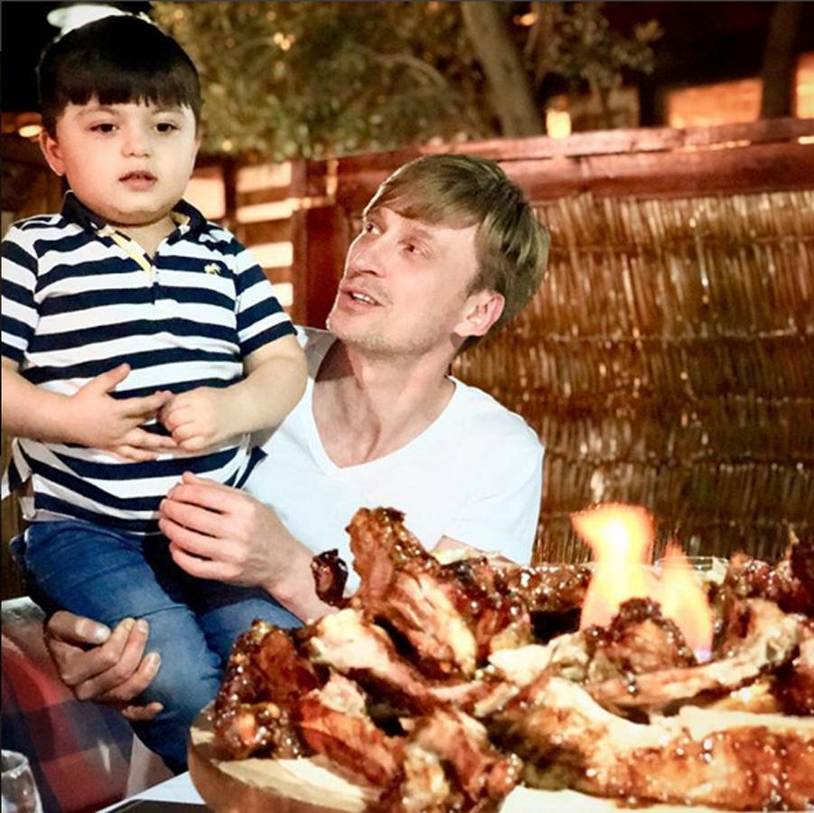 Один из лучших стилистов Москвы Вадим Галаганов отдыхает в Баку (ФОТО, ВИДЕО)