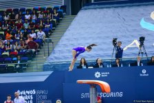 Гимнасты из 32 стран борются в Баку за путевку на юношескую Олимпиаду (ФОТОРЕПОРТАЖ)