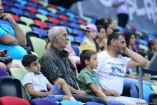 Гимнасты из 32 стран борются в Баку за путевку на юношескую Олимпиаду (ФОТОРЕПОРТАЖ)