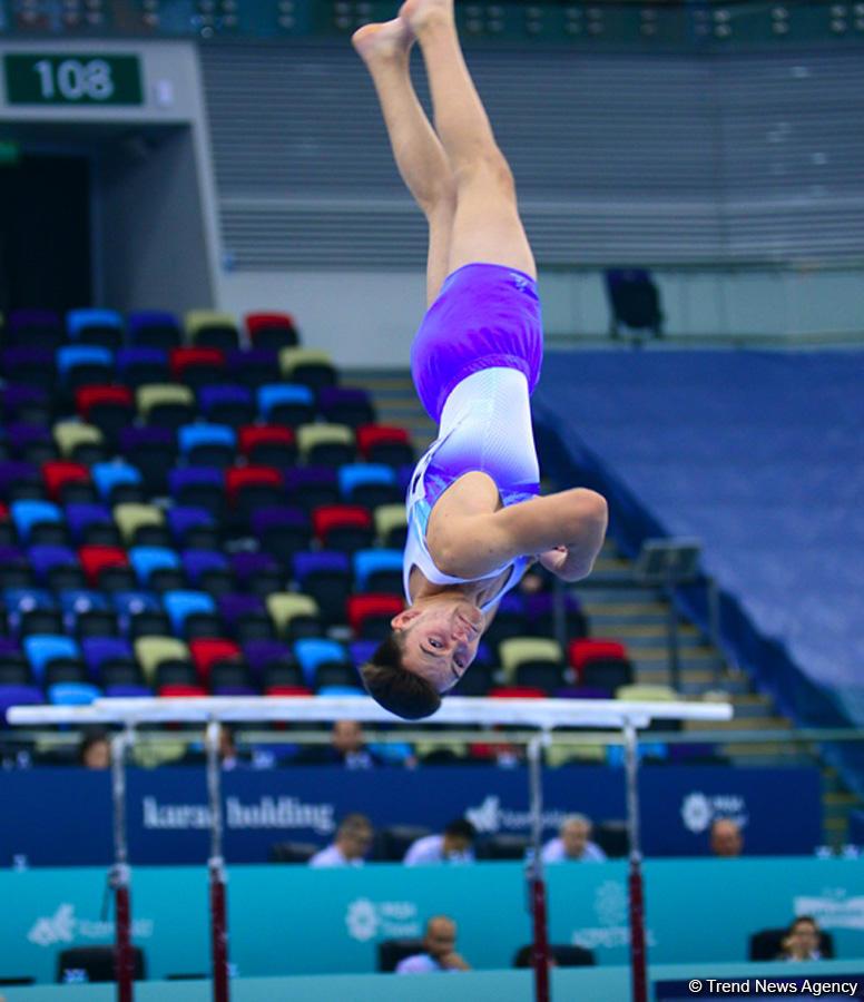 Гимнасты из 32 стран борются в Баку за путевку на юношескую Олимпиаду (ФОТОРЕПОРТАЖ)