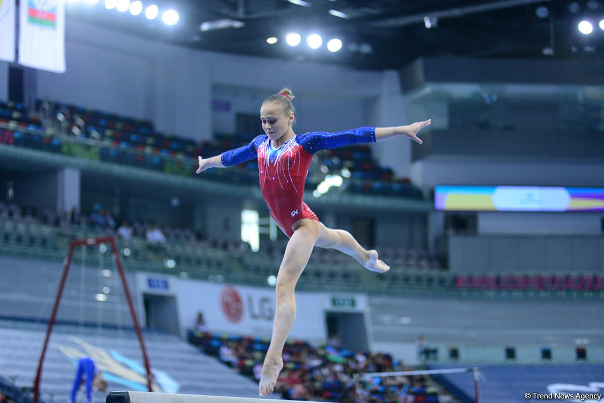 Гимнасты из 32 стран борются в Баку за путевку на юношескую Олимпиаду (ФОТОРЕПОРТАЖ)