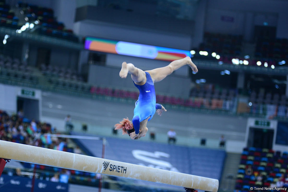 Гимнасты из 32 стран борются в Баку за путевку на юношескую Олимпиаду (ФОТОРЕПОРТАЖ)
