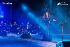 Назакят Теймурова - праздничный вечер оваций и цветов (ФОТО)