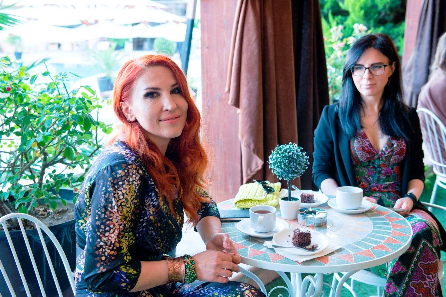 Один летний день с азербайджанскими модницами (ФОТО)