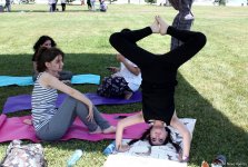 Йога на открытом воздухе - масштабный Фестиваль в Баку (ФОТО)