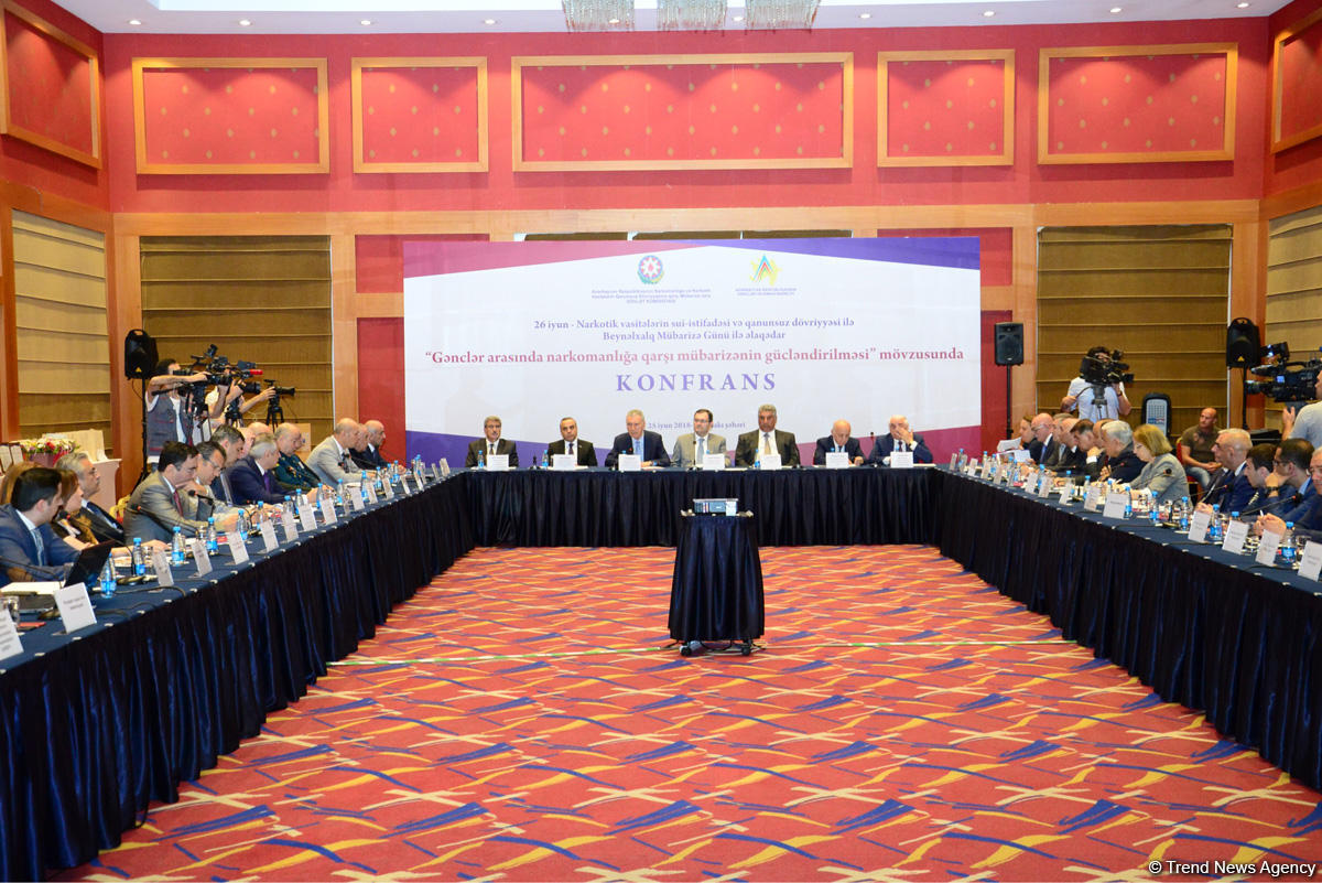 В Азербайджане с начала года из оборота изъято 1,4 тонны наркотиков (ФОТО)