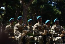 В Баку прошел военный парад в связи со 100-летним юбилеем ВС Азербайджана (ФОТО/ВИДЕО)