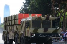 В Баку прошел военный парад в связи со 100-летним юбилеем ВС Азербайджана (ФОТО/ВИДЕО)