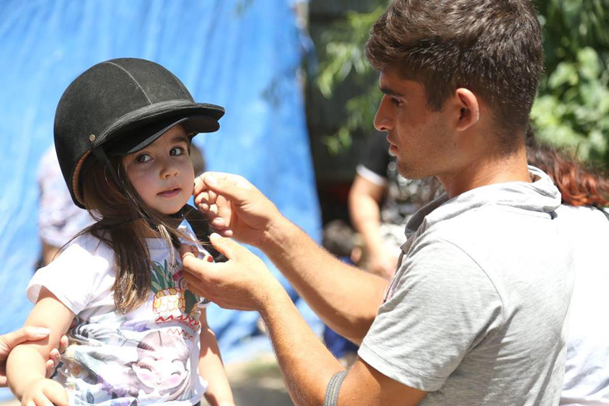 Дети с синдромом Дауна и ДЦП провели акцию в поддержку Гаджи Нурана Гусейнова (ФОТО)