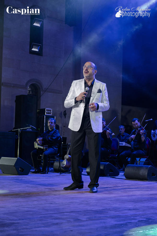 Джан Баку - дом родной! Два зажигательных летних вечера с Эйюбом Ягубовым (ВИДЕО, ФОТО)