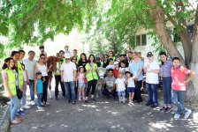 Дети с синдромом Дауна и ДЦП провели акцию в поддержку Гаджи Нурана Гусейнова (ФОТО)