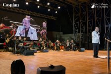 Джан Баку - дом родной! Два зажигательных летних вечера с Эйюбом Ягубовым (ВИДЕО, ФОТО)