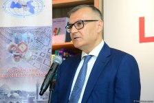 В Баку презентована книга об уничтожении в Армении азербайджанских мусульманских памятников (ФОТО)