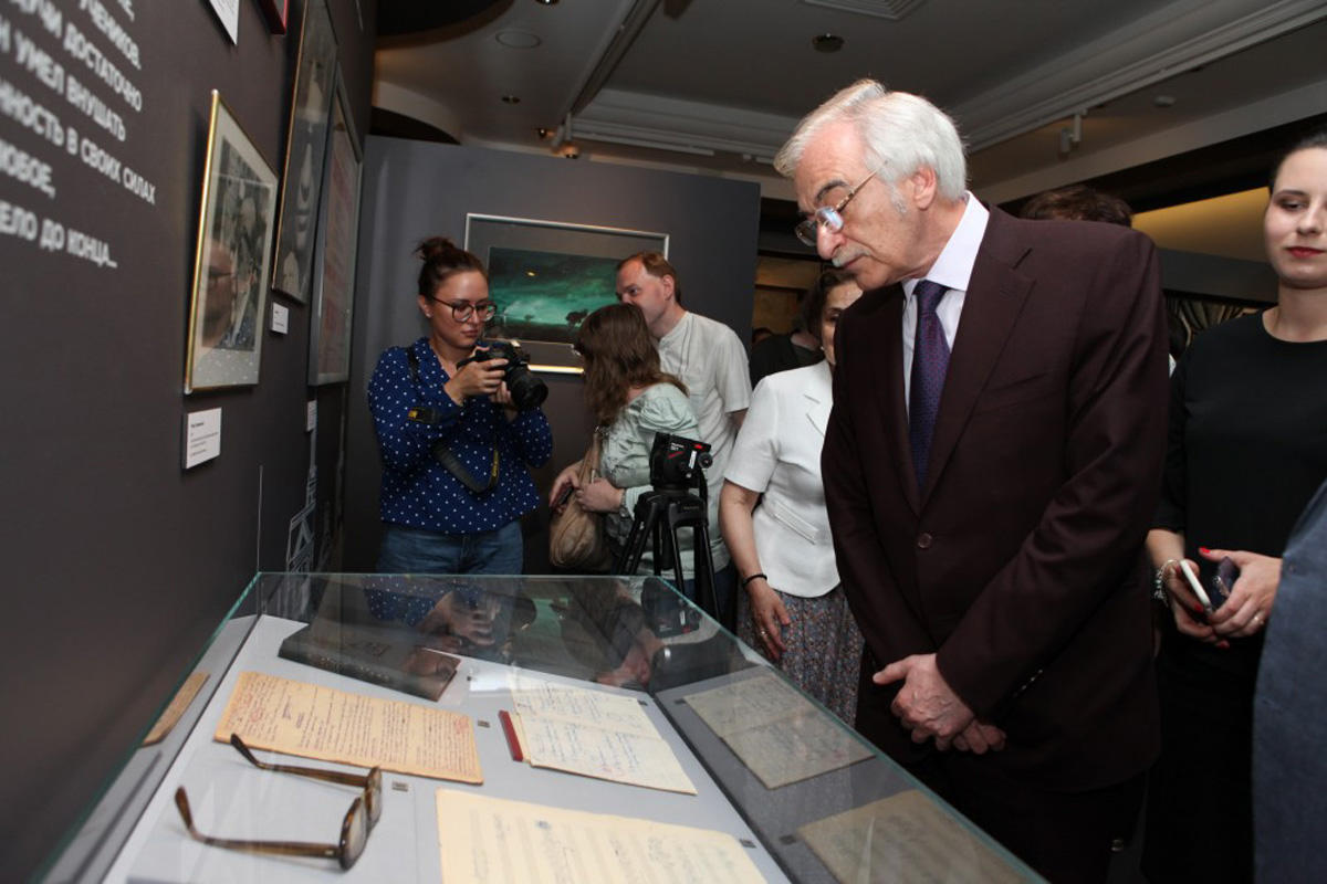 В Москве прошел торжественный вечер в честь 100-летия Гара Гараева (ФОТО)