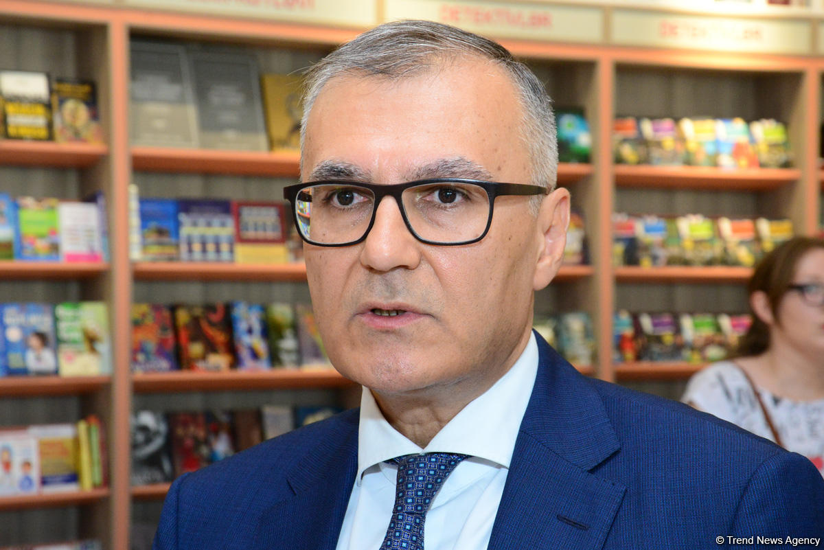 В Баку презентована книга об уничтожении в Армении азербайджанских мусульманских памятников (ФОТО)