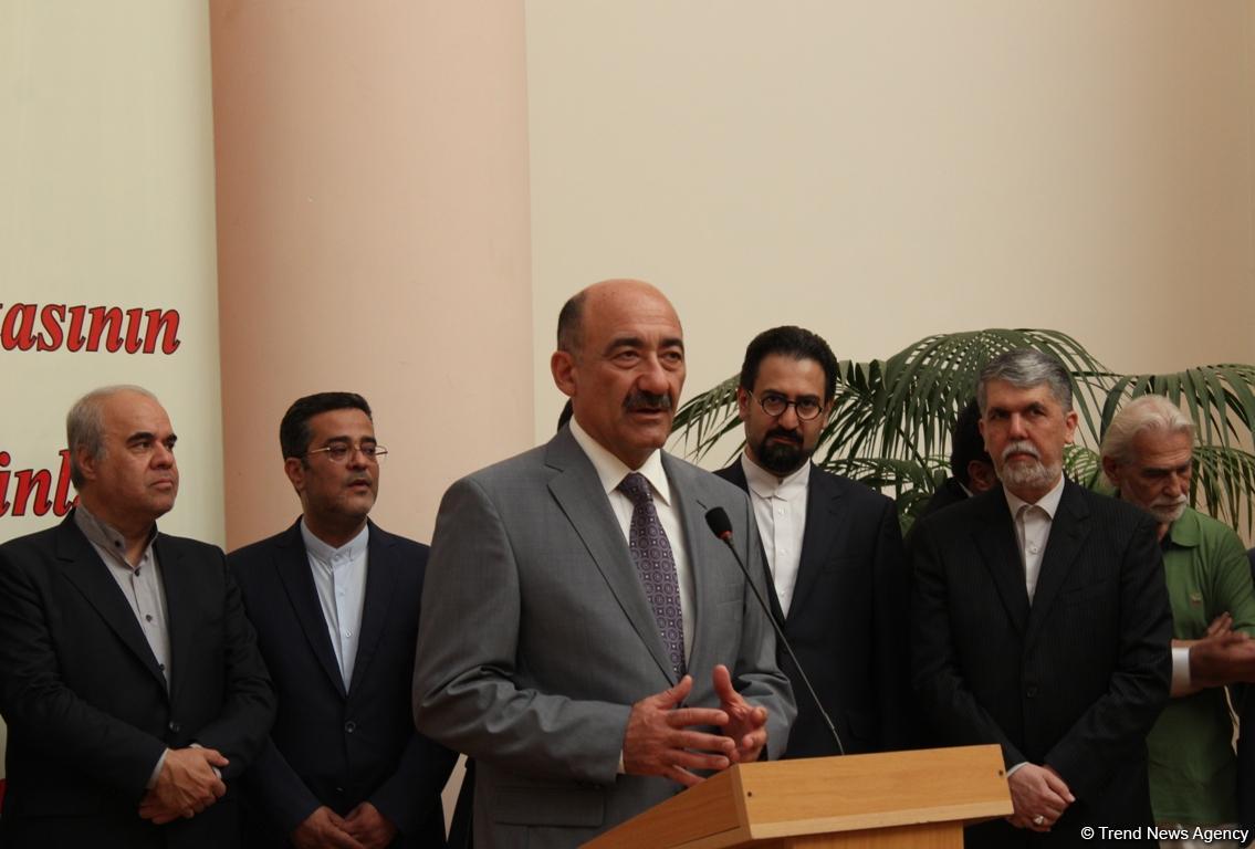 Открытие Дней культуры Ирана в Азербайджане – национальные костюмы, изделия ручной работы (ФОТО)