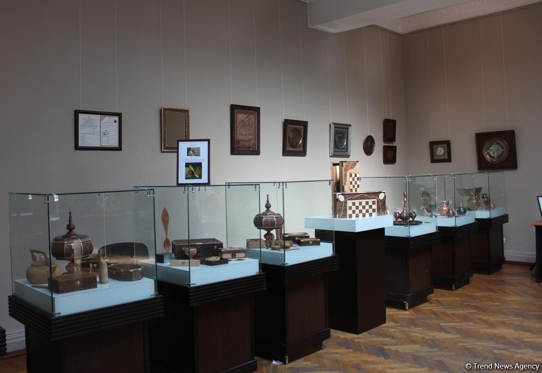 Открытие Дней культуры Ирана в Азербайджане – национальные костюмы, изделия ручной работы (ФОТО)