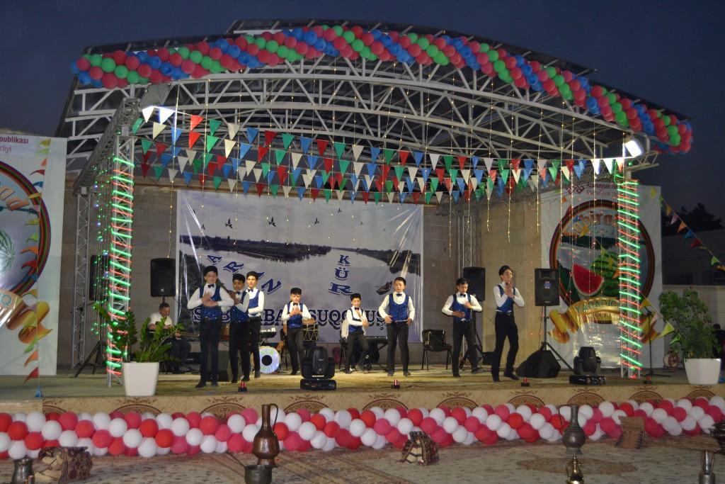 Путешествие на правый берег реки Кура - в Сальян и Сабирабад (ФОТО)