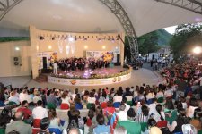 Красочный праздник Шелкового пути в Шеки (ФОТО)