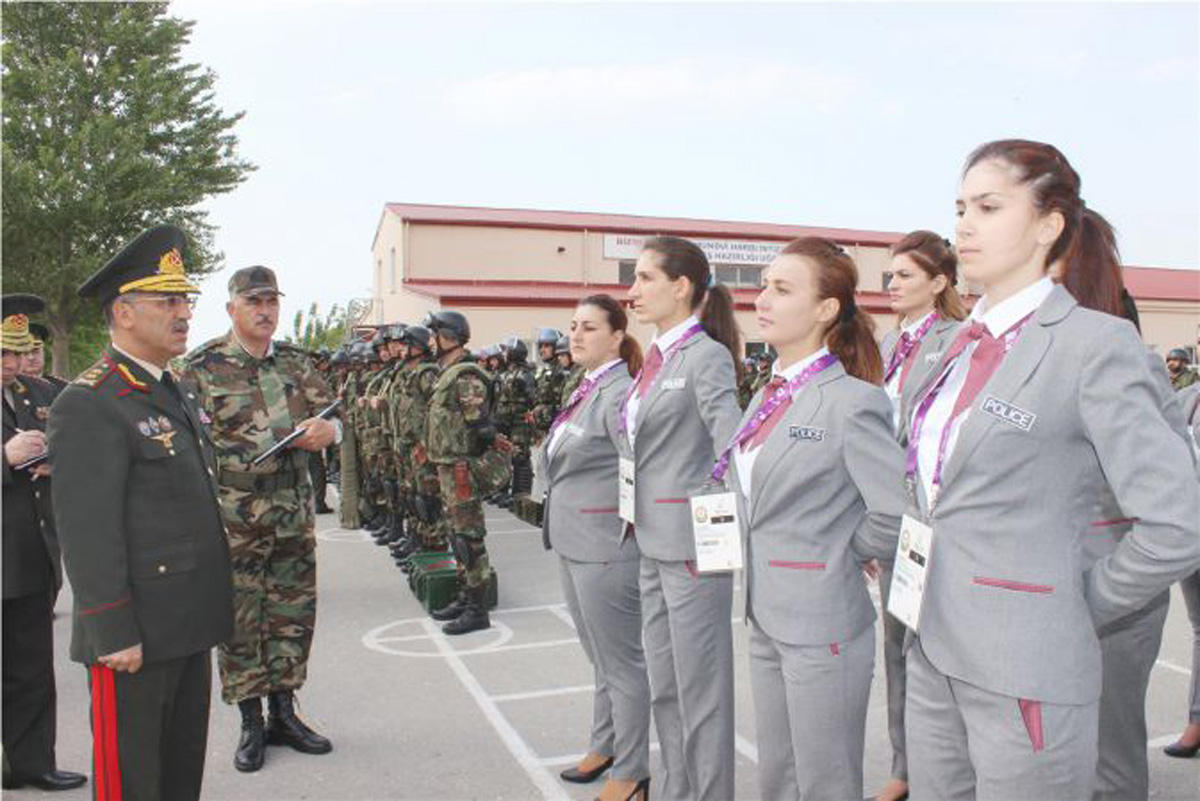 Самые прекрасные азербайджанские женщины-полицейские (ФОТО)