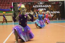 Жаркое лето Баку с освежающими танцами (ФОТО)