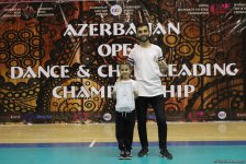 Жаркое лето Баку с освежающими танцами (ФОТО)