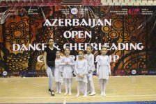 Жаркое лето Баку с освежающими танцами (ФОТО)