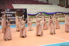 Жаркое лето Баку с освежающими танцами (ФОТО)