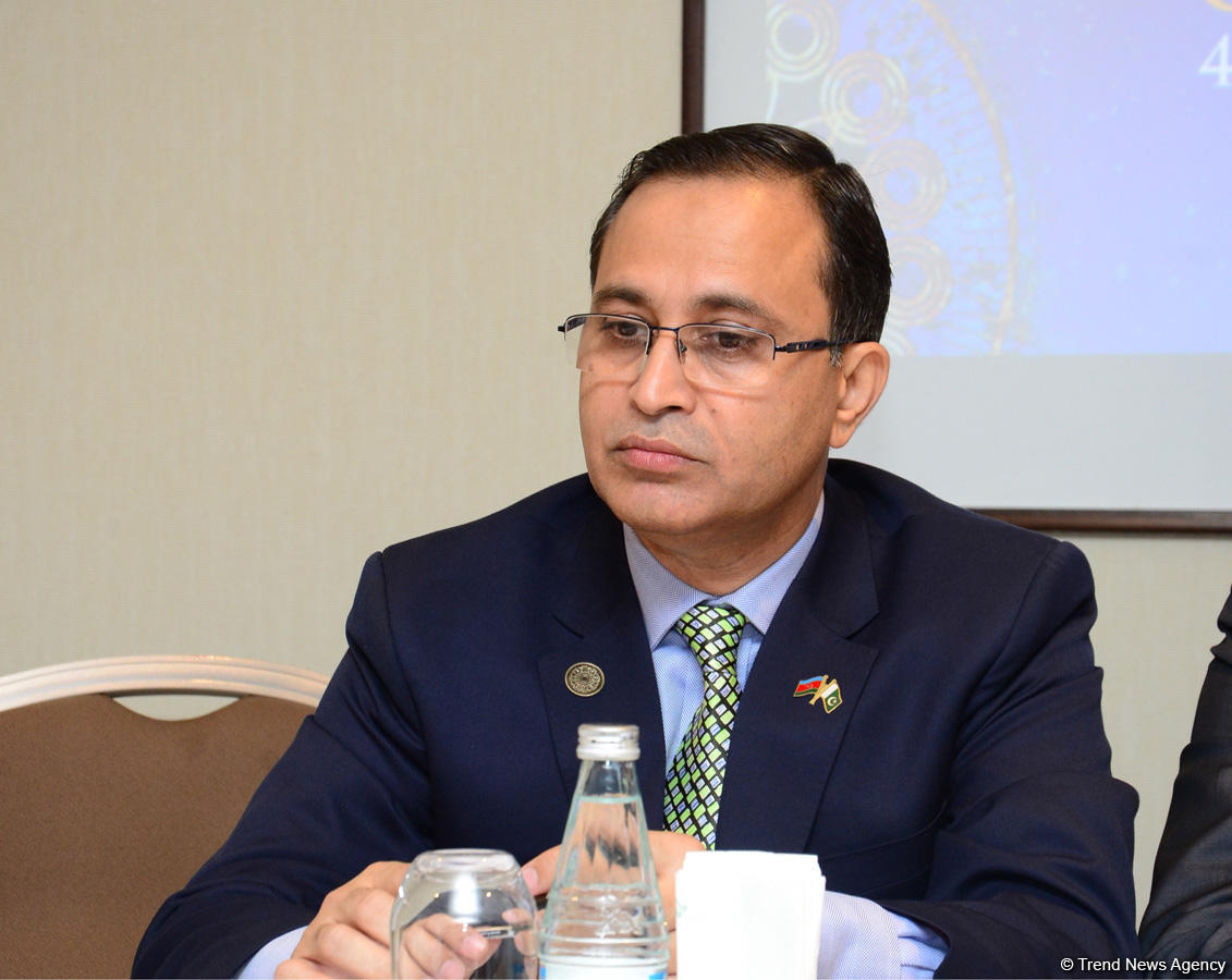 Исламабад и Баку должны наладить прямое авиасообщение и безвизовый режим для развития торговли -глава ТПП (ФОТО)