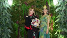 Воспоминания юности ожили в Баку – яркая палитра Востока Фахрии Халафовой и "Ялла"  (ВИДЕО, ФОТО)