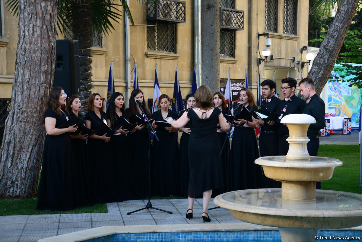 Благодаря сотрудничеству Азербайджан и США могут строить лучшее будущее - поверенный в делах (ФОТО)