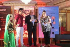 В Баку прошла церемония награждения лучших актеров театрального сезона (ФОТО)