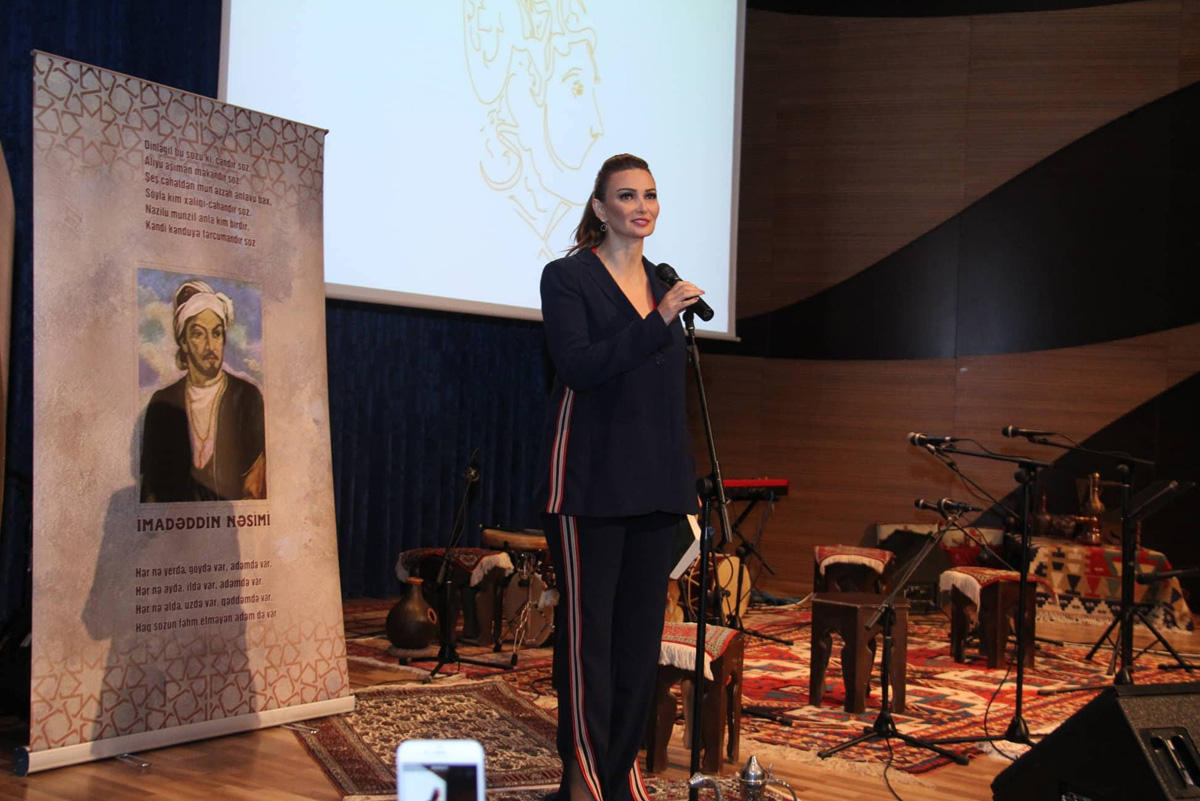 В Баку прошел потрясающий музыкально-поэтический вечер "Мир Насими" (ФОТО)