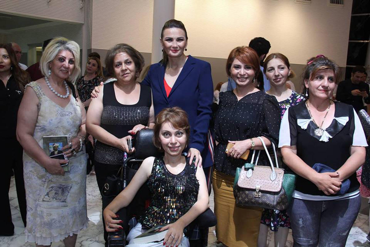 В Баку прошел потрясающий музыкально-поэтический вечер "Мир Насими" (ФОТО)