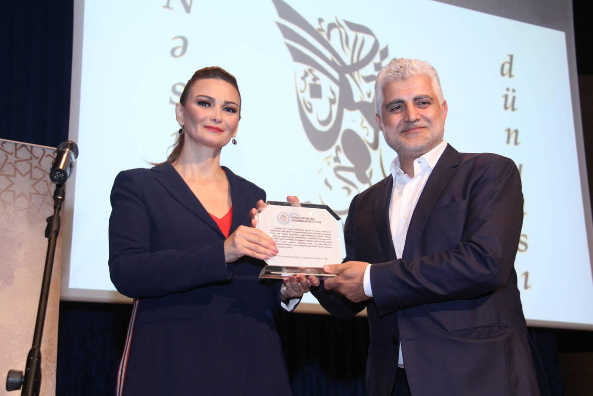 В Баку прошел потрясающий музыкально-поэтический вечер "Мир Насими" (ФОТО)