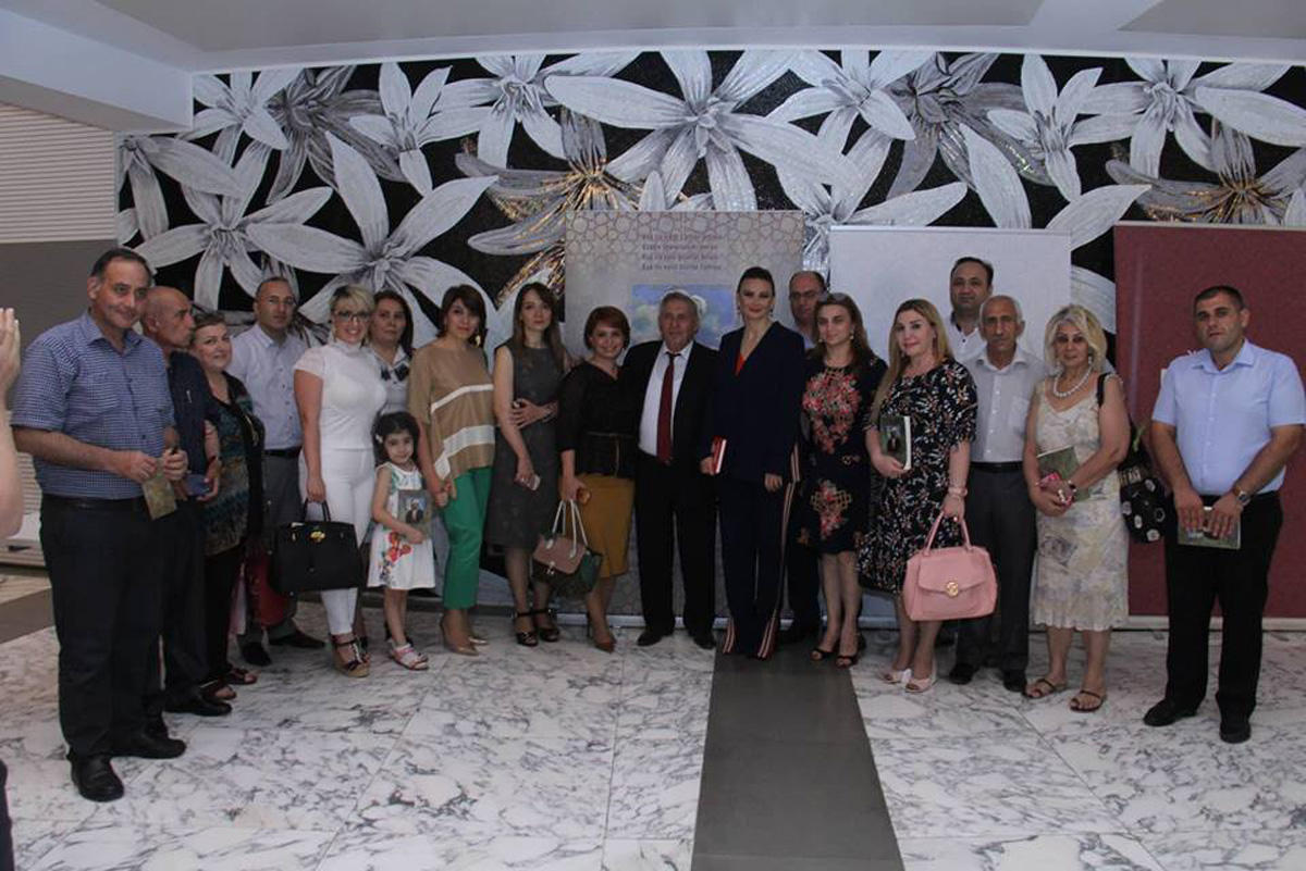 В Баку прошел потрясающий музыкально-поэтический вечер "Мир Насими" (ФОТО)