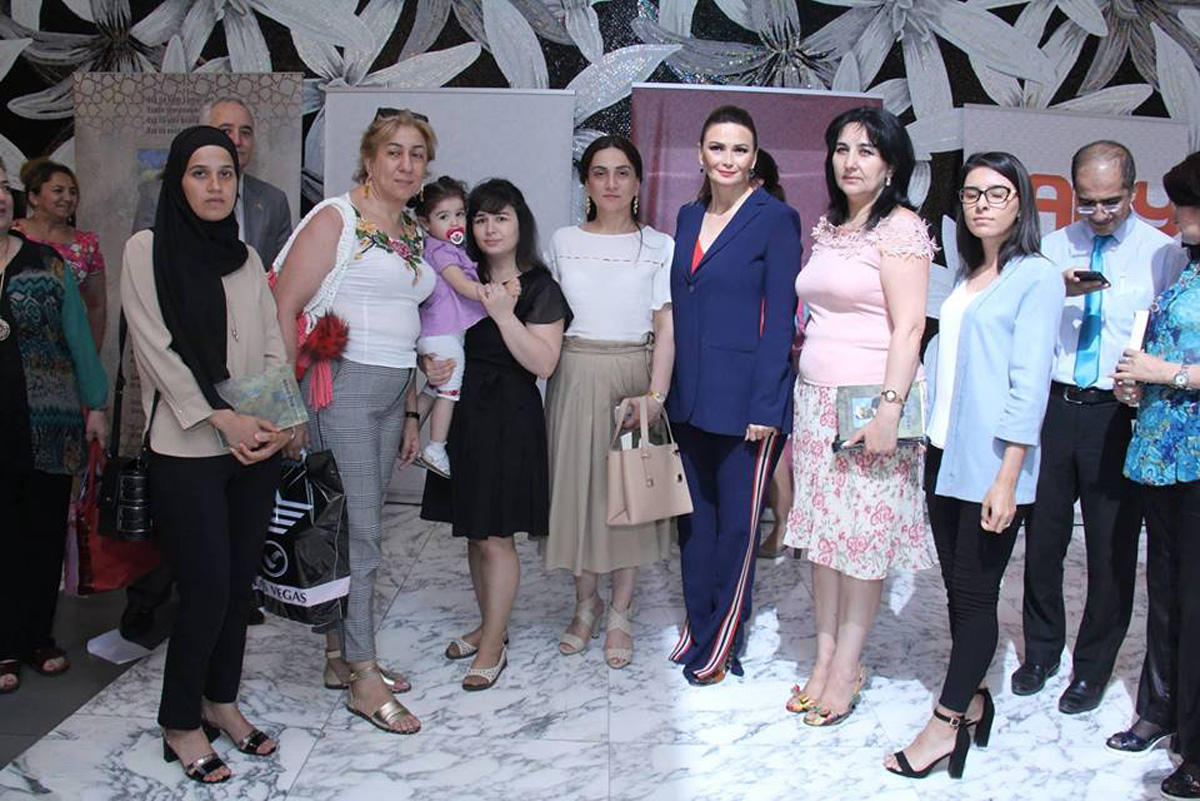 В Баку прошел потрясающий музыкально-поэтический вечер "Мир Насими" (ФОТО)